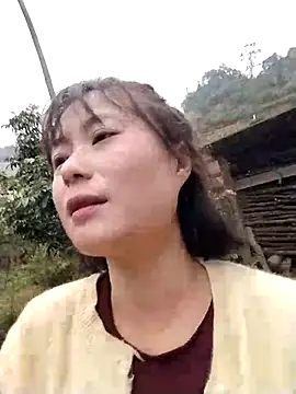 linda bae00 online show from 02/05/26, 01:12