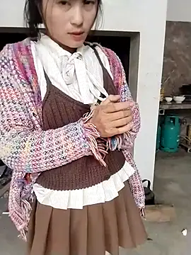 linda bae00 online show from 12/03/25, 02:34