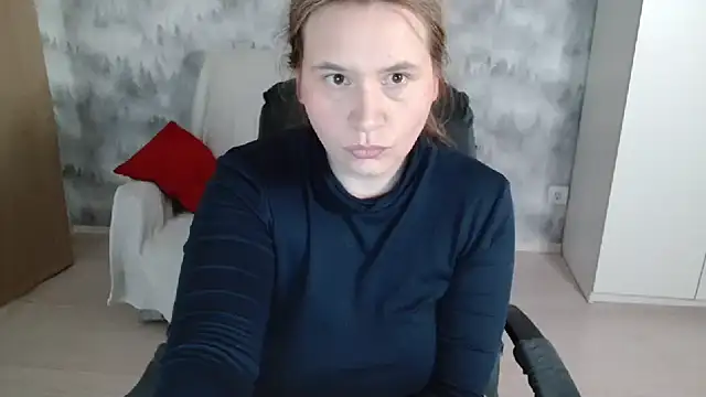 AdelinaLawson online show from 04/13/26, 10:52