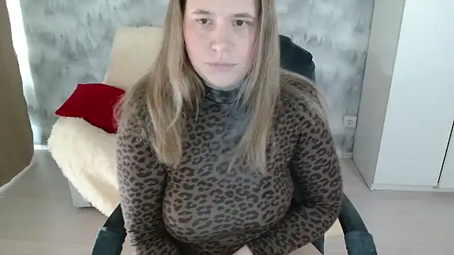 AdelinaLawson online show from 04/01/26, 10:16