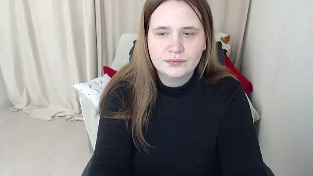 Snapshot of AdelinaLawson chatting on 03/17/25, 04:01 AdelinaLawson online show from 03/17/25, 04:01