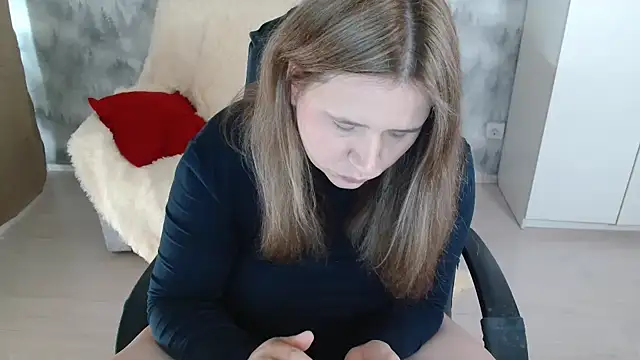 AdelinaLawson online show from 04/02/26, 09:27