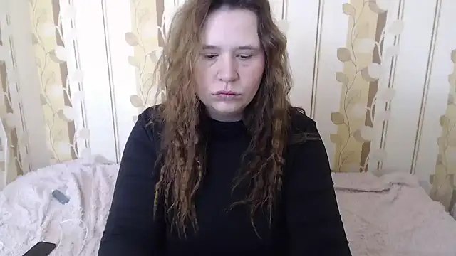 Snapshot of AdelinaLawson chatting on 02/26/25, 05:24 AdelinaLawson online show from 02/26/25, 05:24