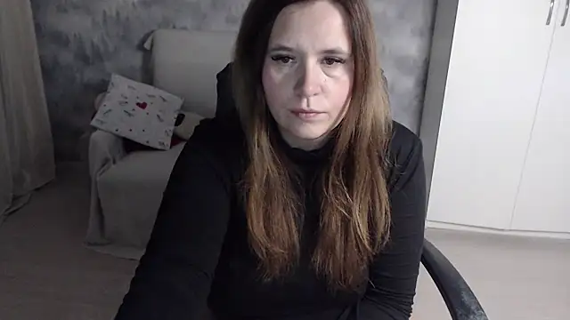 AdelinaLawson online show from 11/24/25, 05:57