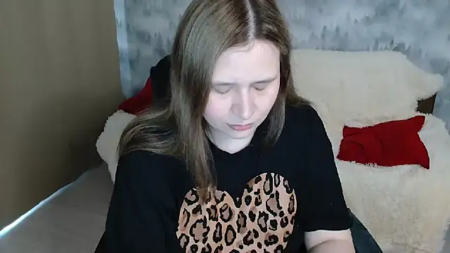 Snapshot of AdelinaLawson chatting on 06/12/26, 02:53 AdelinaLawson online show from 06/12/26, 02:53