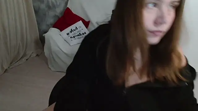 Snapshot of AdelinaLawson chatting on 02/09/26, 12:47 AdelinaLawson online show from 02/09/26, 12:47