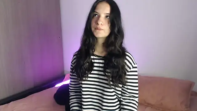   abrill   online show from 12/19/25, 08:06