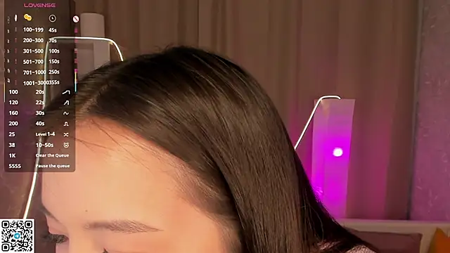 AlberthaEscue online show from 11/23/25, 04:11