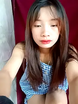 Snapshot of beobeo_2xx chatting on 09/16/25, 01:39 beobeo 2xx online show from 09/16/25, 01:39
