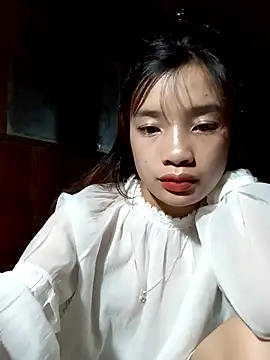 Snapshot of beobeo_2xx chatting on 09/14/25, 02:39 beobeo 2xx online show from 09/14/25, 02:39