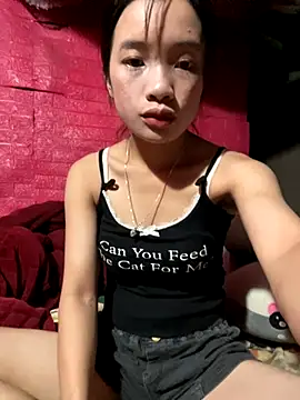 Snapshot of beobeo_2xx chatting on 10/01/25, 01:44 beobeo 2xx online show from 10/01/25, 01:44