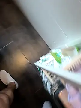 xxxfeo online show from 04/18/26, 04:42