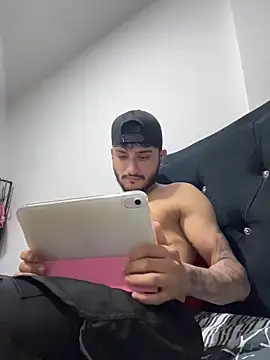 Nas-z09 online show from 02/02/26, 09:47