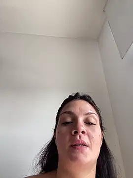 Snapshot of Danielaeliana chatting on 02/12/26, 05:34 Danielaeliana online show from 02/12/26, 05:34