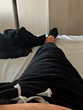 t-dog26 online show from 10/30/25, 02:58