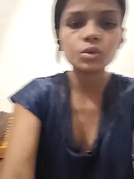 Komal0099 online show from 10/28/25, 03:44