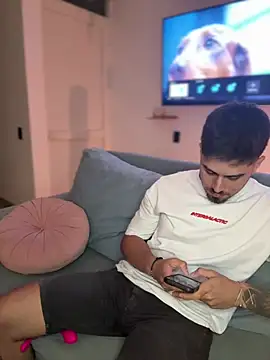 Tomas Olivia online show from 02/07/26, 05:15