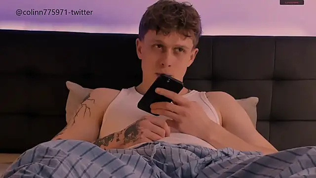 TalkingHead 0  online show from 02/11/26, 02:22