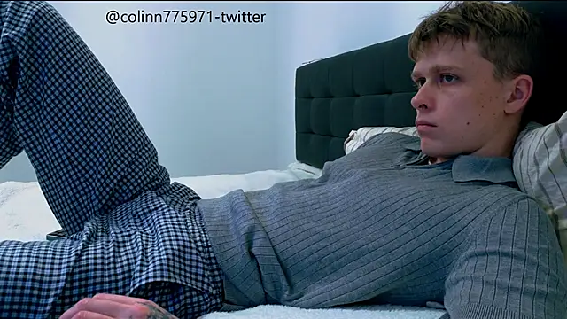 TalkingHead 0  online show from 12/14/25, 09:42