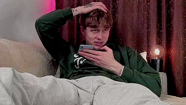 TalkingHead 0  online show from 04/14/26, 07:52