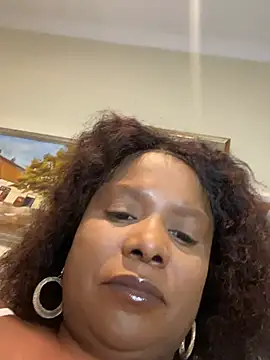 Missparis online show from 04/12/26, 08:01