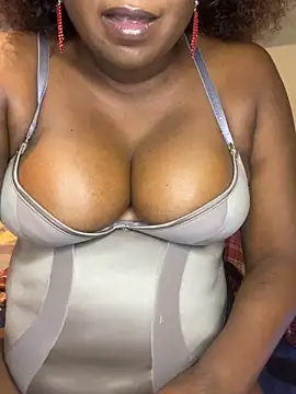 Missparis online show from 03/18/26, 08:10