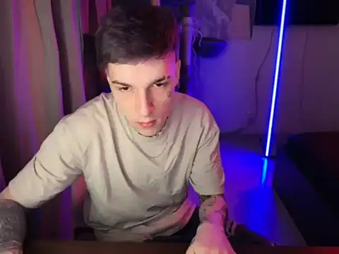 Snapshot of davesinner chatting on 03/02/26, 05:08 davesinner online show from 03/02/26, 05:08