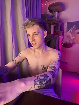 Snapshot of davesinner chatting on 02/23/26, 10:54 davesinner online show from 02/23/26, 10:54