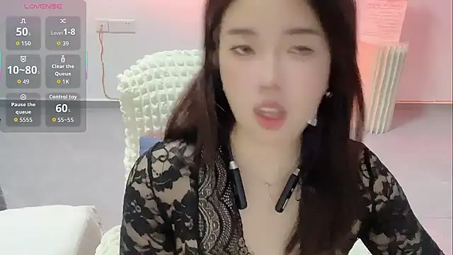 Xiali-166 online show from 10/04/25, 11:50