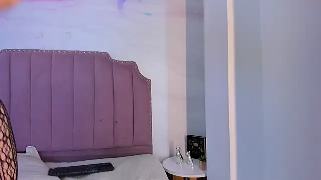 Roxy Medina online show from 03/27/26, 03:48