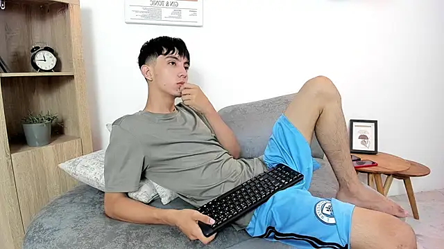 Snapshot of dear_jeycot chatting on 10/01/25, 12:53 dear jeycot online show from 10/01/25, 12:53