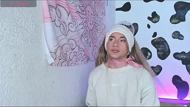 brihanna cooper online show from 12/18/25, 01:59