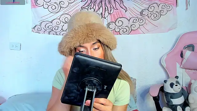 brihanna cooper online show from 05/21/26, 02:58