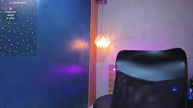 Daiisy kiss online show from 11/27/25, 07:25