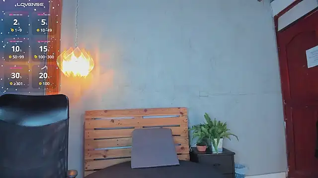 Daiisy kiss online show from 02/11/26, 08:20