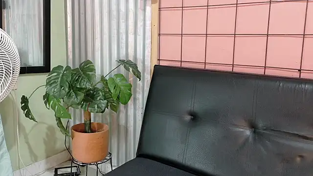 Daiisy kiss online show from 02/04/26, 07:58