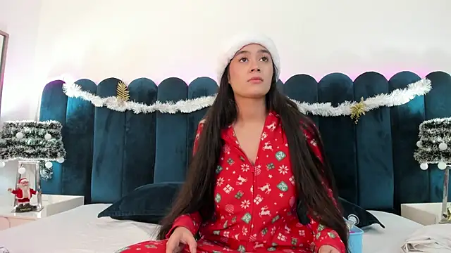 EmilyHanks  online show from 12/20/25, 11:51