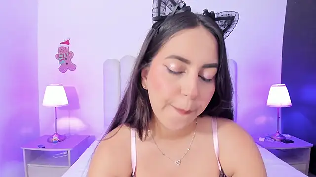 SofieBunnie online show from 04/06/26, 11:39