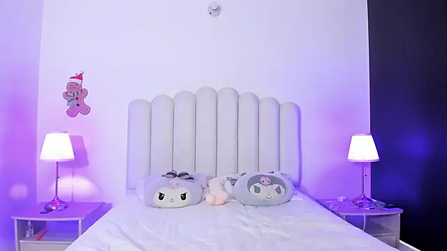 SofieBunnie online show from 03/06/26, 11:00