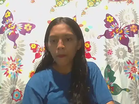 Snapshot of preggymom19 chatting on 10/19/25, 02:58 preggymom19 online show from 10/19/25, 02:58