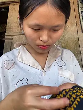 milo bae online show from 03/31/26, 07:54