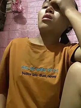 milo bae online show from 04/14/26, 10:59