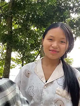 milo bae online show from 04/13/26, 01:31