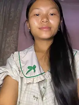 Snapshot of milo_bae chatting on 06/19/26, 10:25 milo bae online show from 06/19/26, 10:25