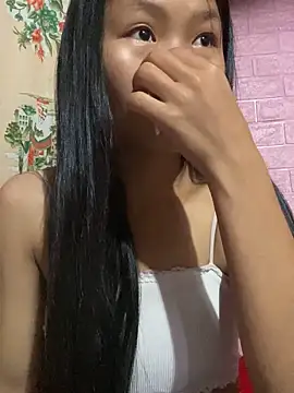 Snapshot of milo_bae chatting on 10/09/25, 10:43 milo bae online show from 10/09/25, 10:43