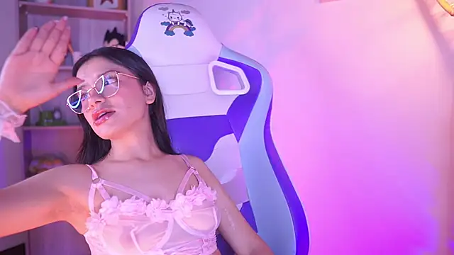 Lana Dreams  online show from 01/17/26, 02:15