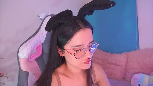 Snapshot of Lana_Dreams_ chatting on 04/11/26, 12:29 Lana Dreams online show from 04/11/26, 12:29