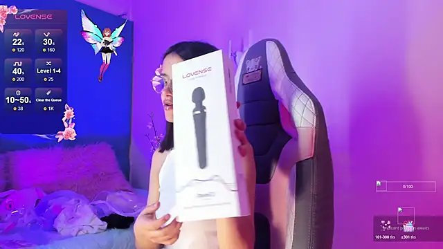 Lana Dreams  online show from 11/21/25, 10:42