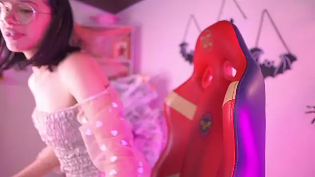 Lana Dreams  online show from 10/09/25, 11:38