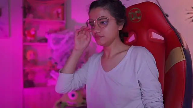 Lana Dreams  online show from 10/08/25, 01:01